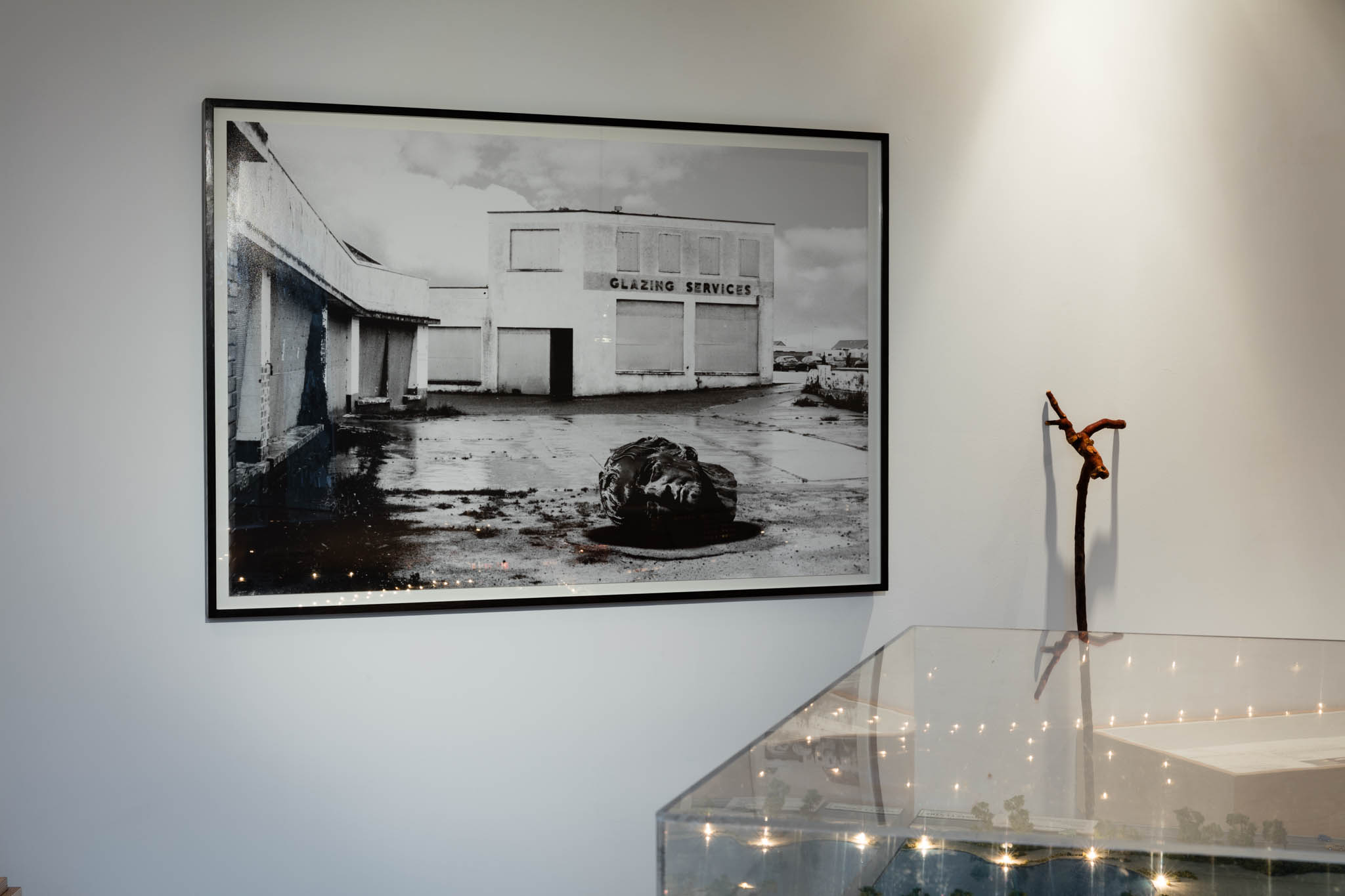 Stephen Brandes, Hegel Bollard, 2016. Photo: Plastiques Photography  (Bandits Live Comfortably in the Ruins  10)