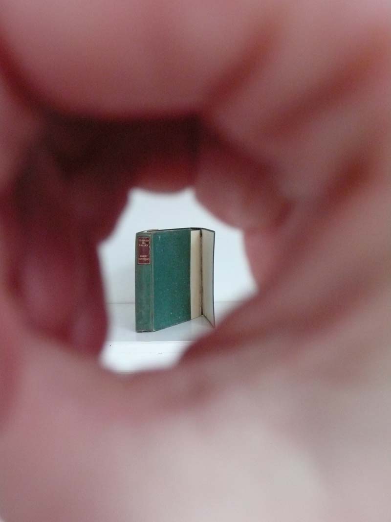  (LAURE PROUVOST:  3)