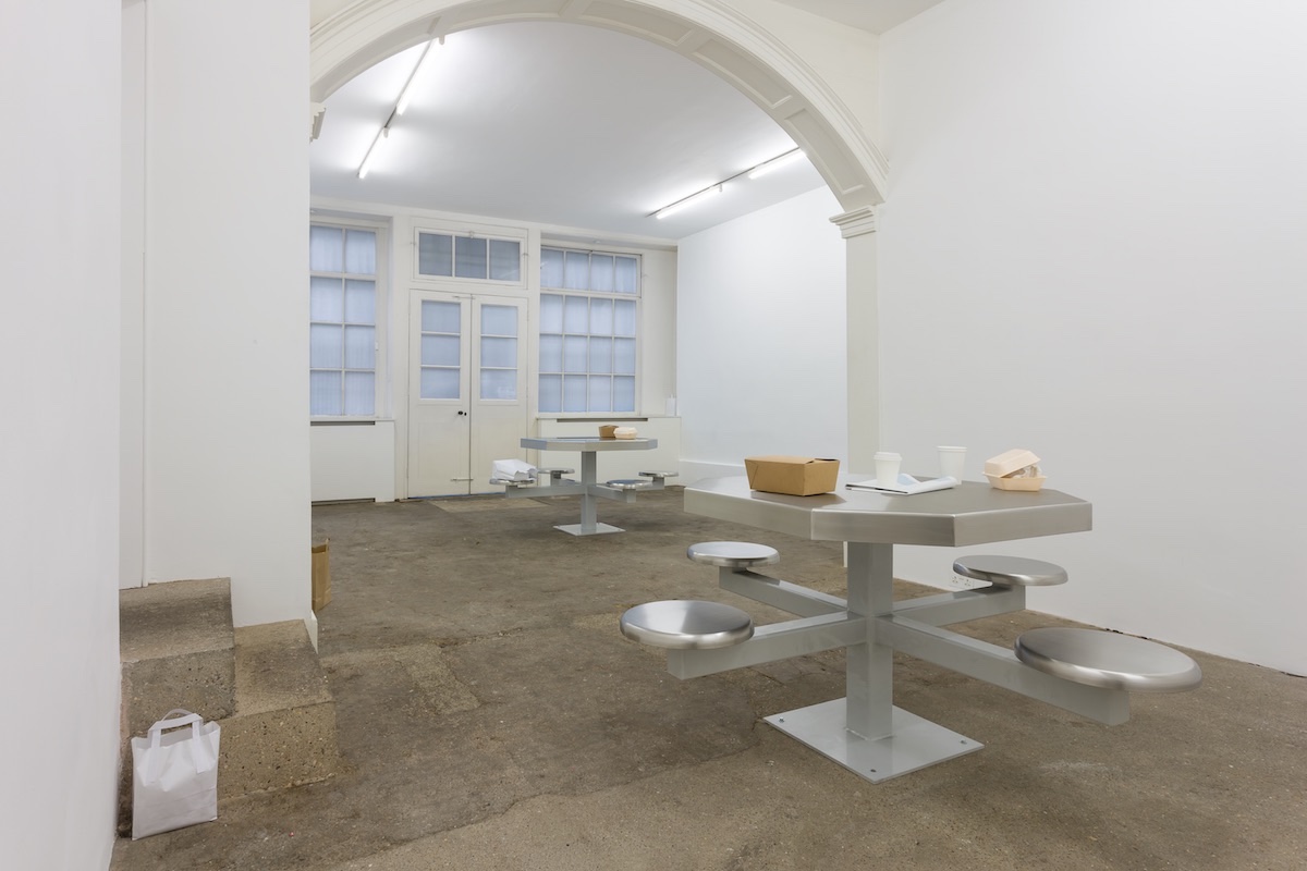 Sung Tieu, Loveless, 2019, Loveless installation view at Piper Keys, London, 2019. Courtesy of the Artist, Photo: Mark Blower (Sung Tieu - Parrhesiades Launch Event 0)