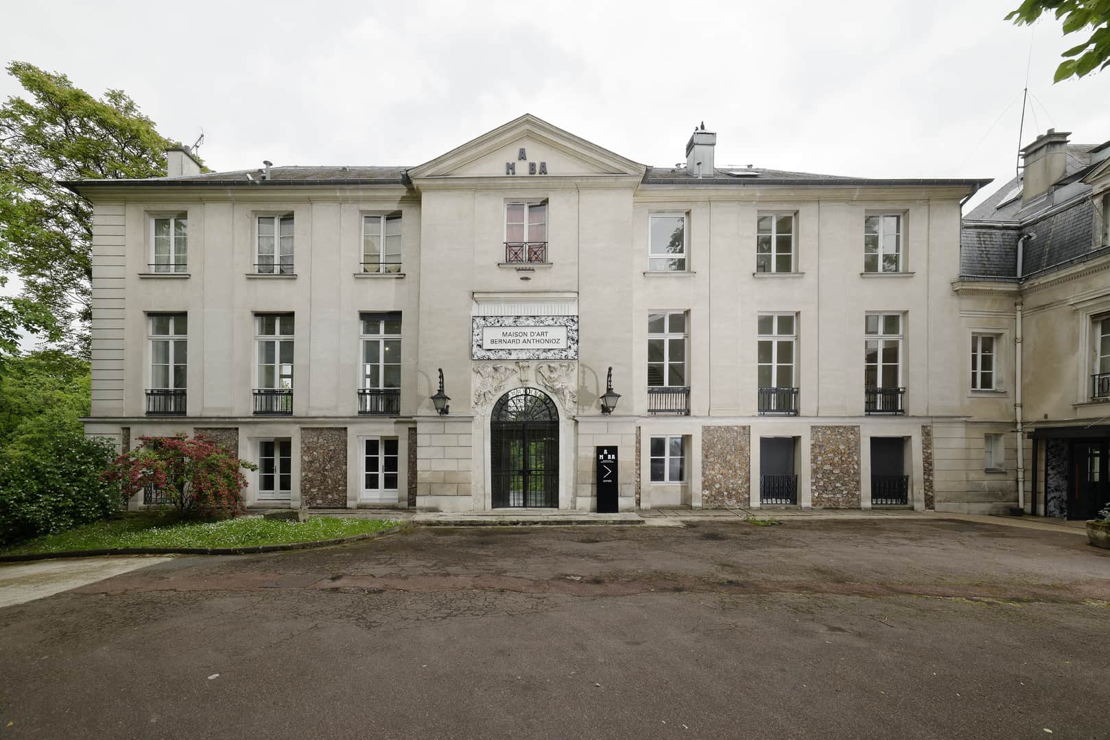 AICA-UK and AICA France: Writer Residency